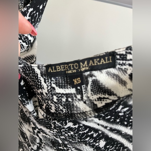 Gorgeous black and white patterned beaded tunic dress. Showstopper! - Picture 3 of 7